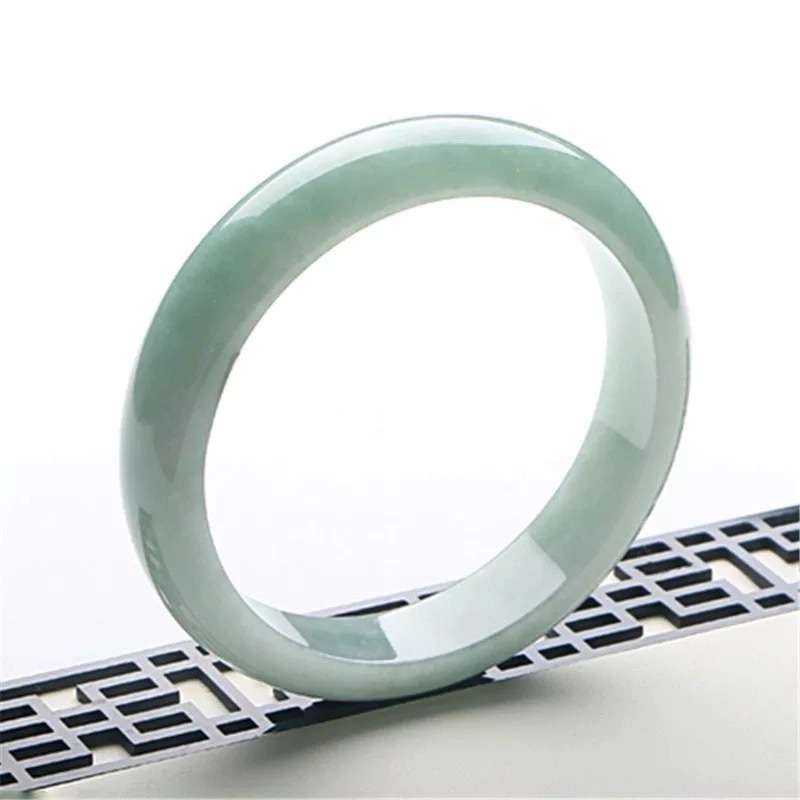 Pulseira de jade verde brilhan - Lighting avaliação e preço